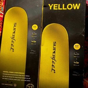 Yellow SuperFeet Size G (men's 13.5-15)